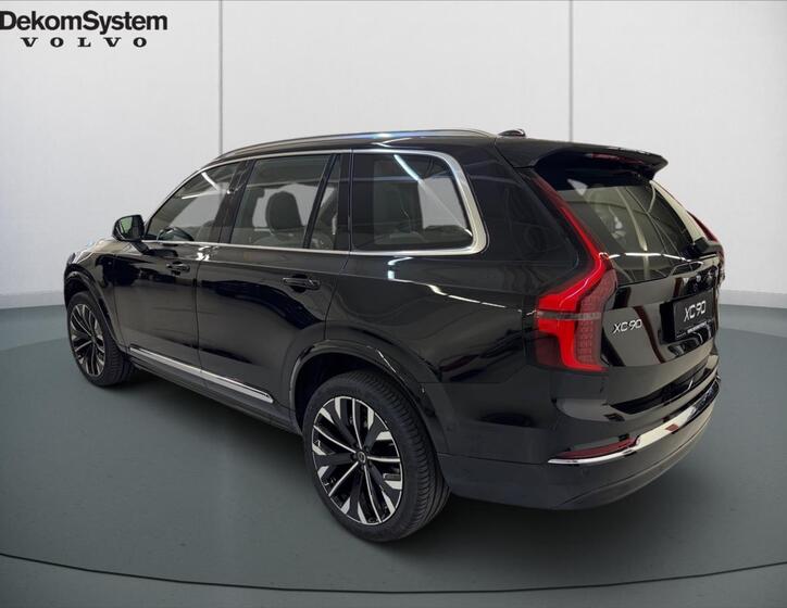 Volvo XC90 4