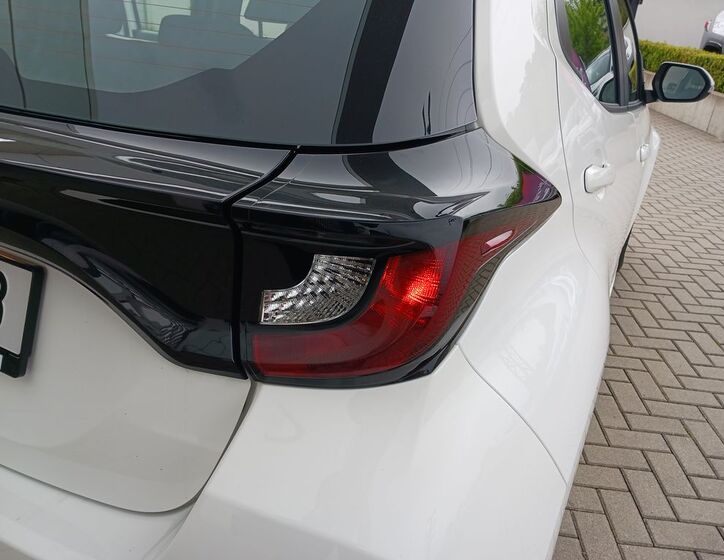 Toyota Yaris 27