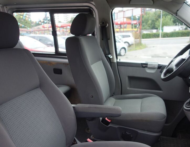 Volkswagen Transporter 21