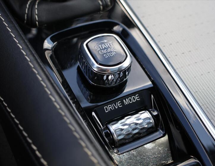 Volvo V90 33