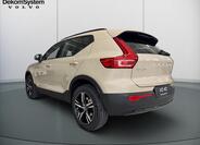 Volvo XC40 4