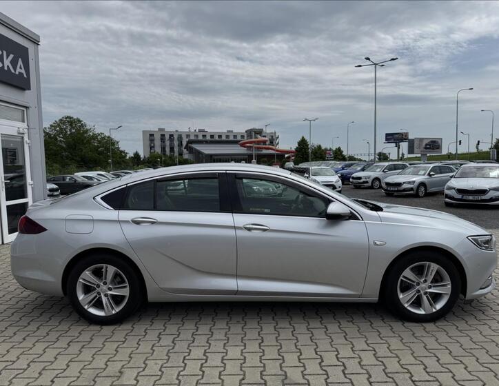 Opel Insignia 7