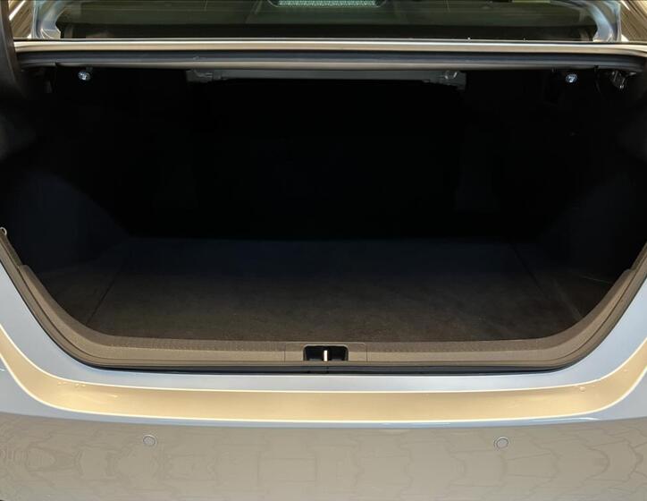 Toyota Camry 13