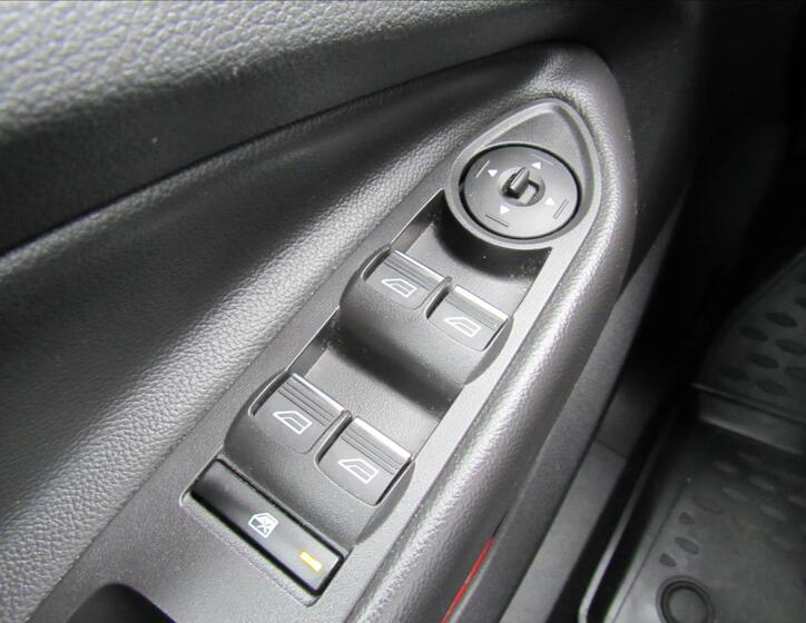Ford Kuga 25