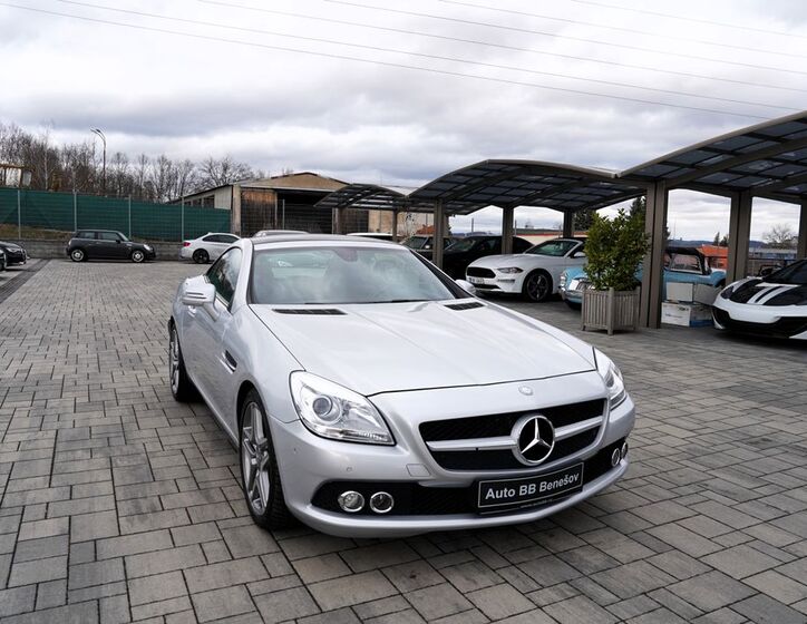 Mercedes-Benz SLK 8