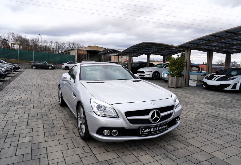 Mercedes-Benz SLK
