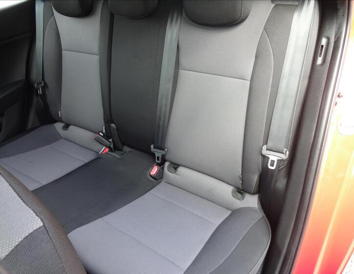 Hyundai i20 21