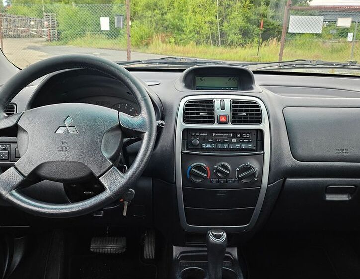 Mitsubishi Space Star 9