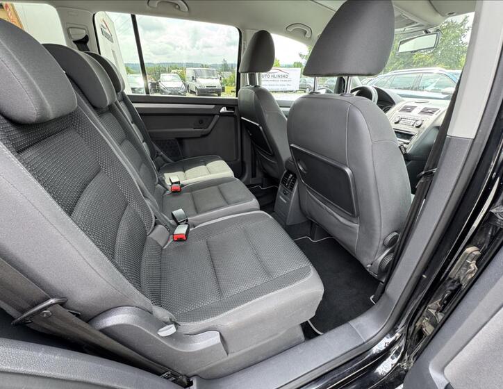 Volkswagen Touran 14