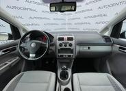 Volkswagen Touran 16