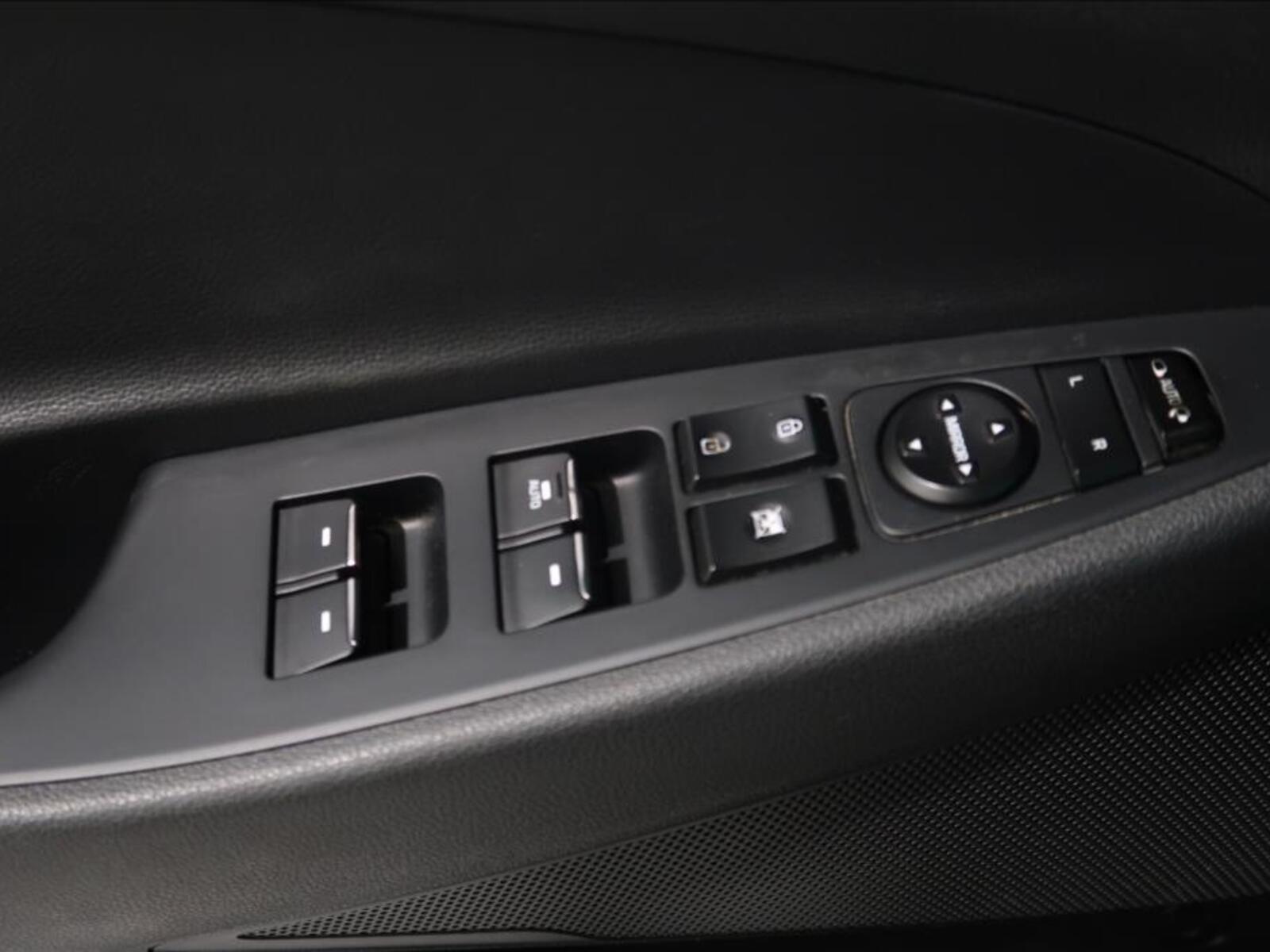 Hyundai Tucson 19