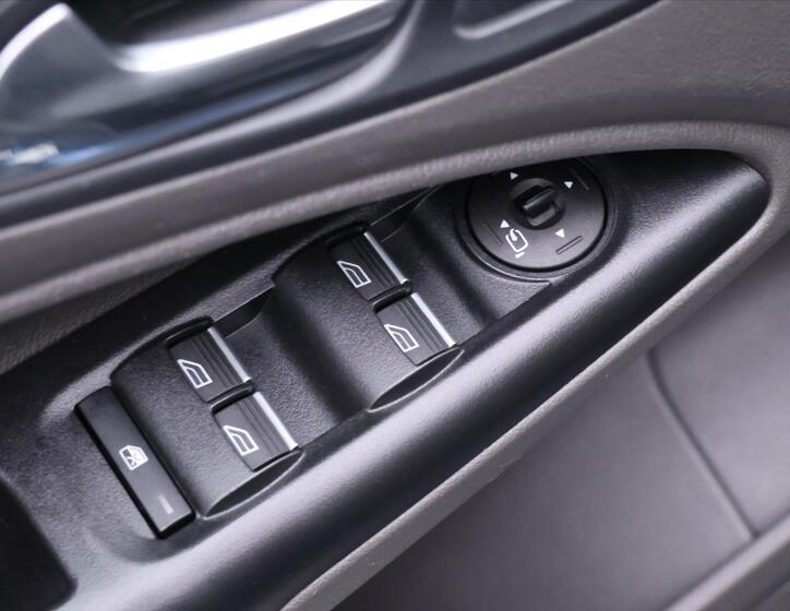 Ford Tourneo Connect 19