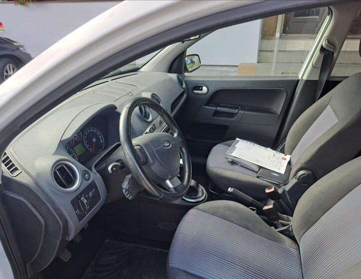 Ford Fusion 14