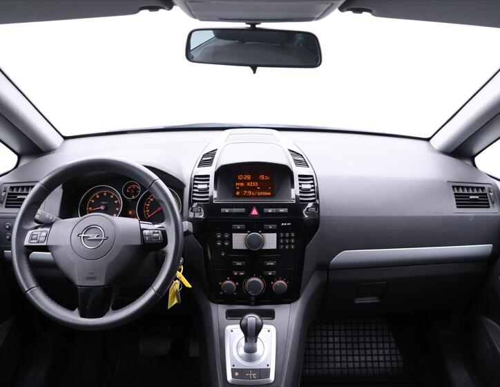 Opel Zafira 24