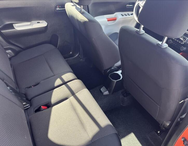Suzuki Ignis 27