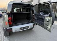 Land Rover Defender 23