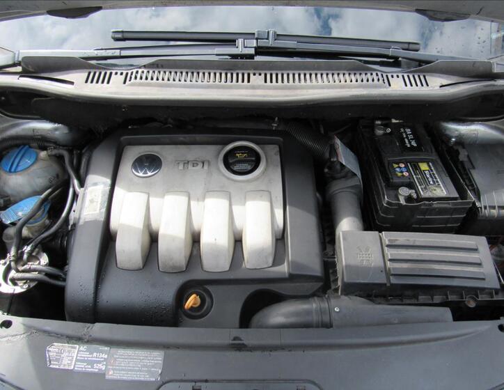 Volkswagen Touran 24