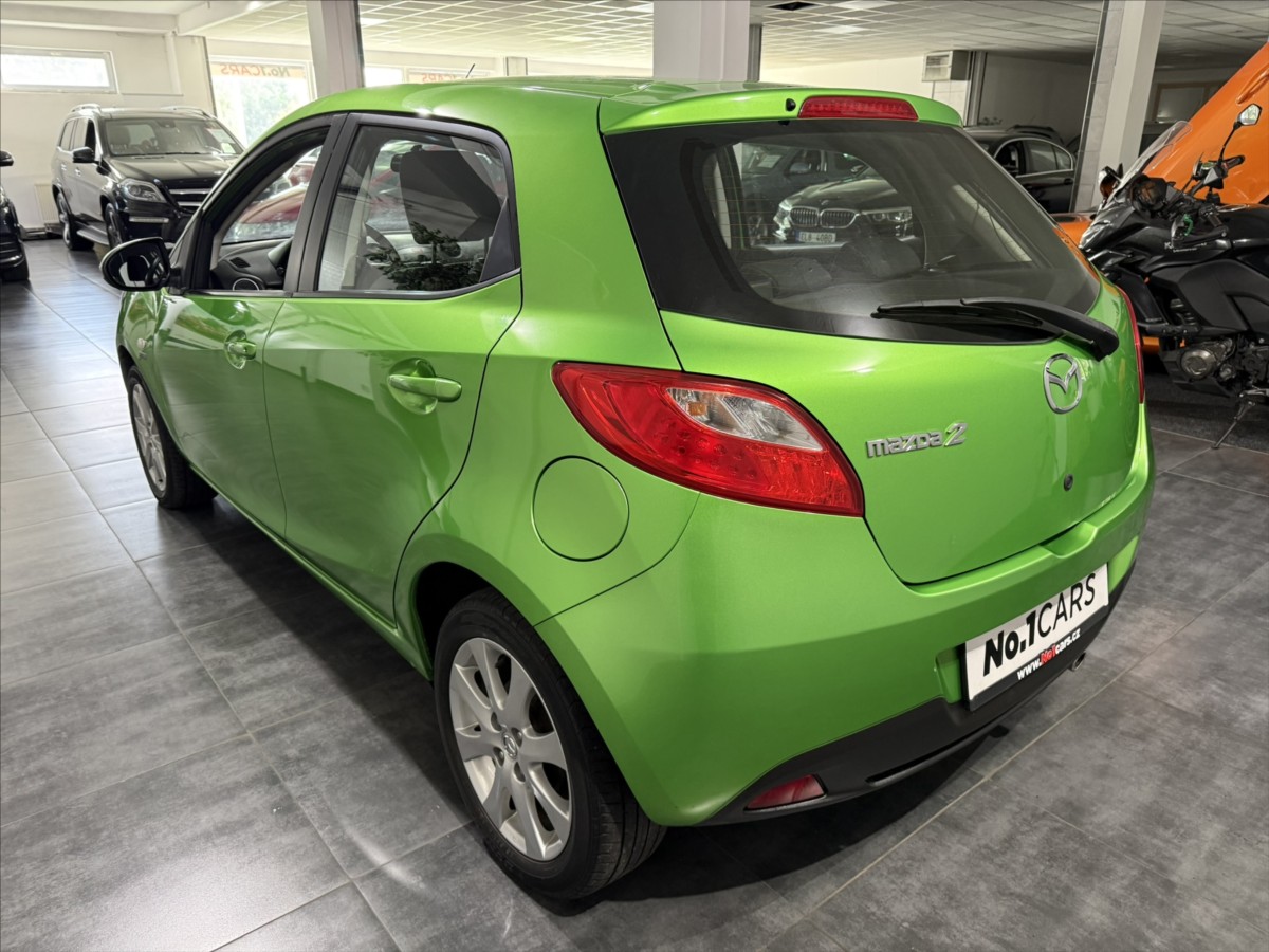 Mazda 2