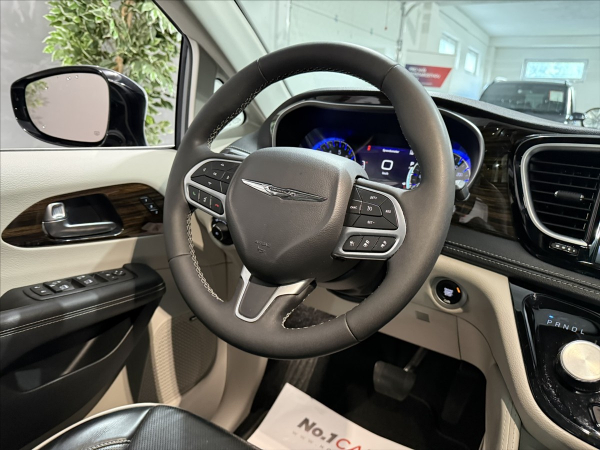 Chrysler Pacifica