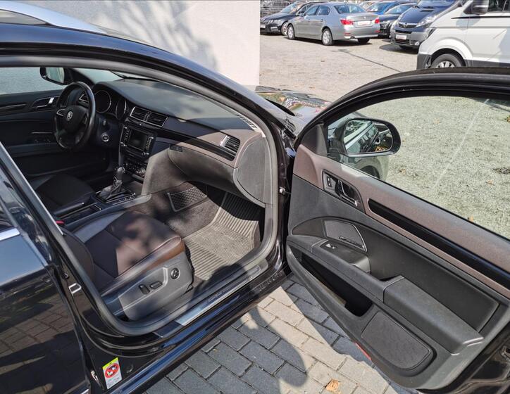 Škoda Superb 19