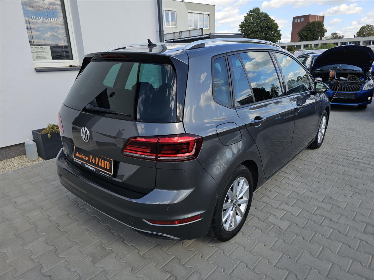Volkswagen Golf Sportsvan