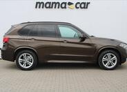 BMW X5 8
