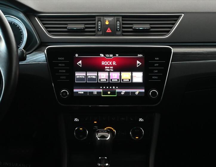Škoda Superb 12