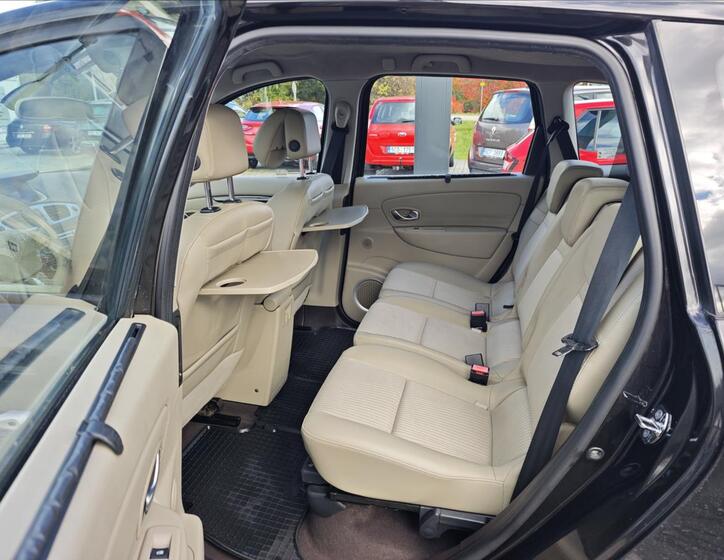 Renault Grand Scénic 11
