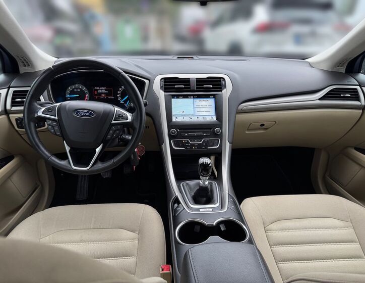 Ford Mondeo 10