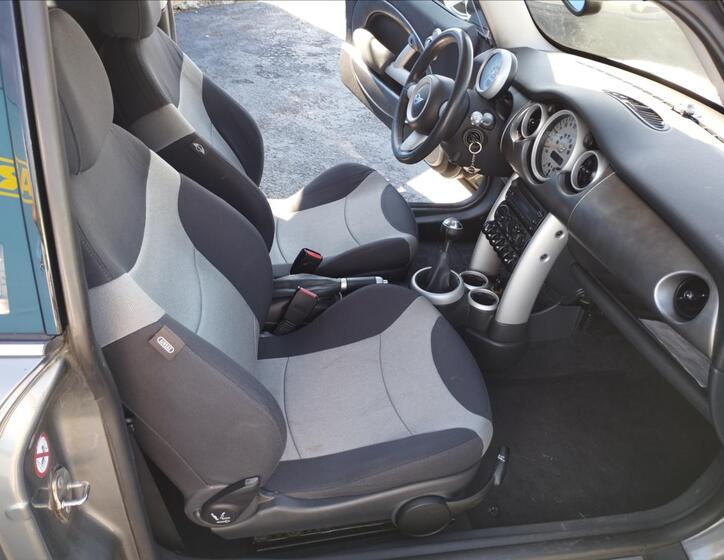 Mini Cooper 8