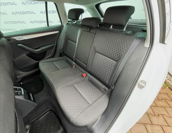 Škoda Octavia 29