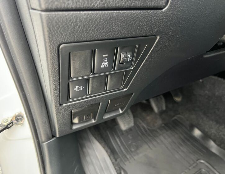 Toyota Hilux 19