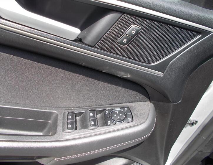 Ford S-MAX 29