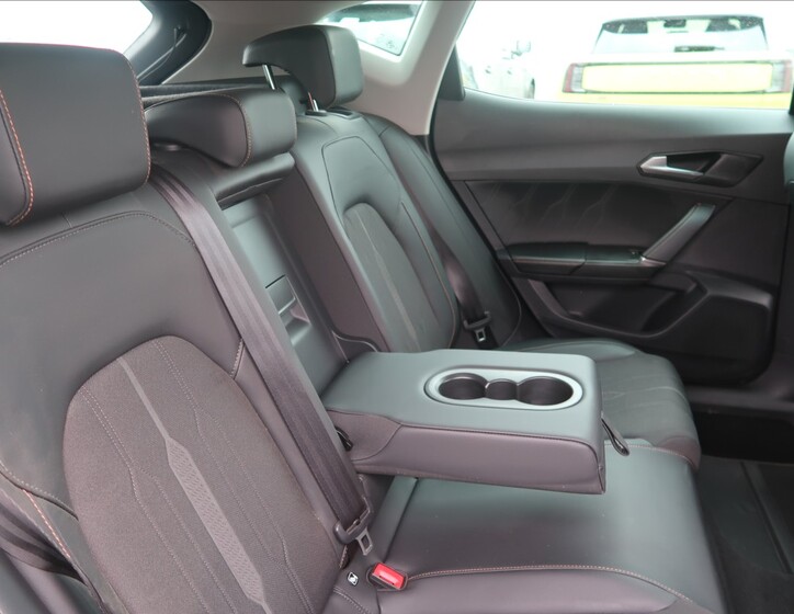 Cupra Formentor 12