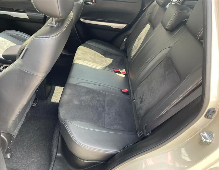 Suzuki Vitara 11