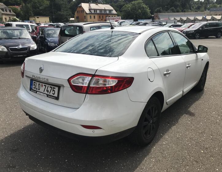 Renault Fluence 7