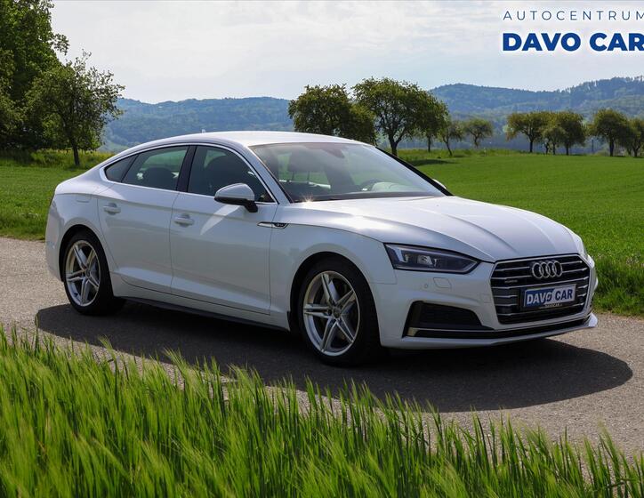 Audi A5 1
