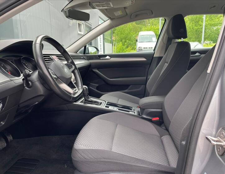 Volkswagen Passat 12