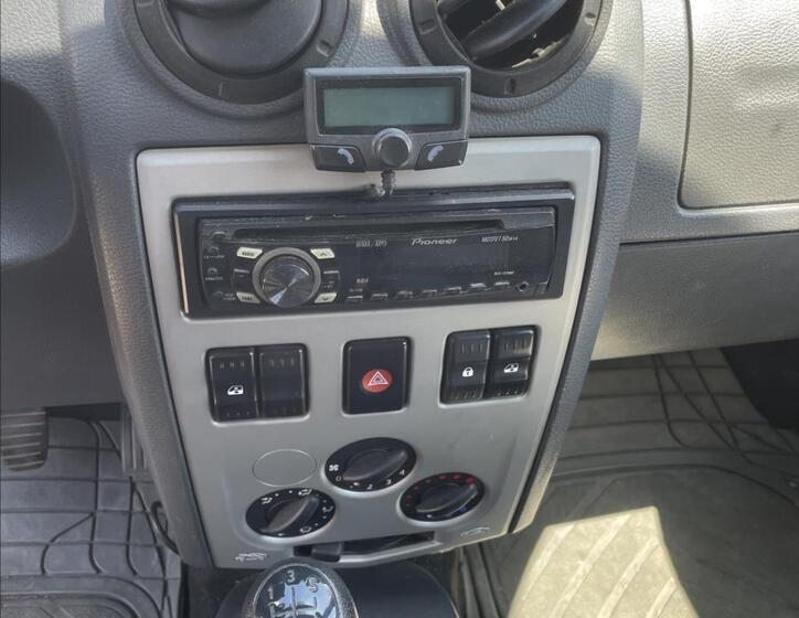 Dacia Logan 12