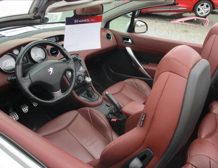 Peugeot 308 23