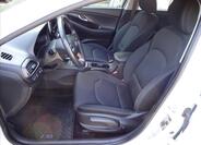 Hyundai i30 16