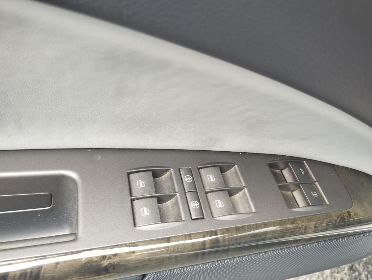 Volkswagen Phaeton