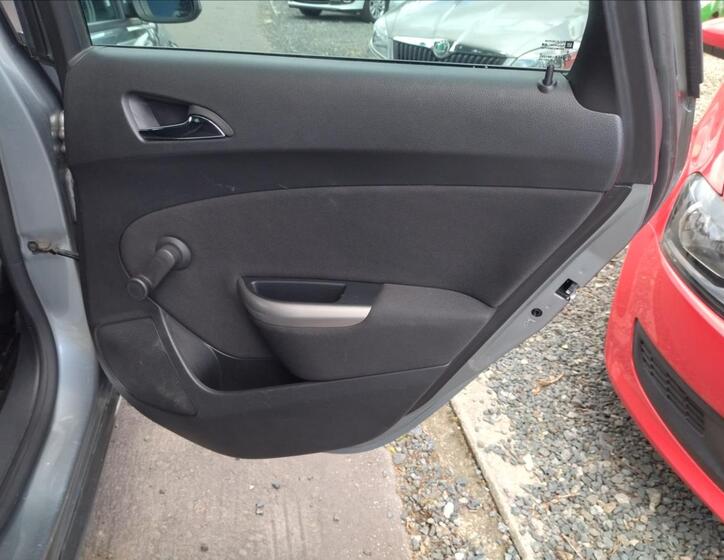 Opel Astra 18