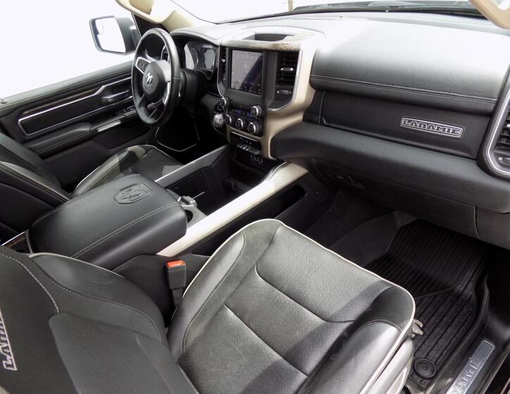 Dodge RAM 1500 17