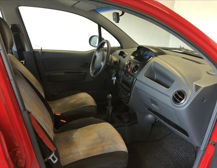 Chevrolet Spark 12