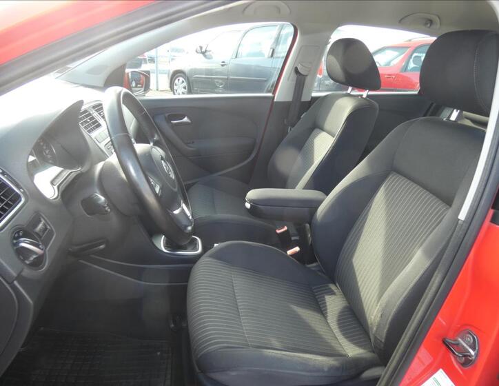 Volkswagen Polo 8
