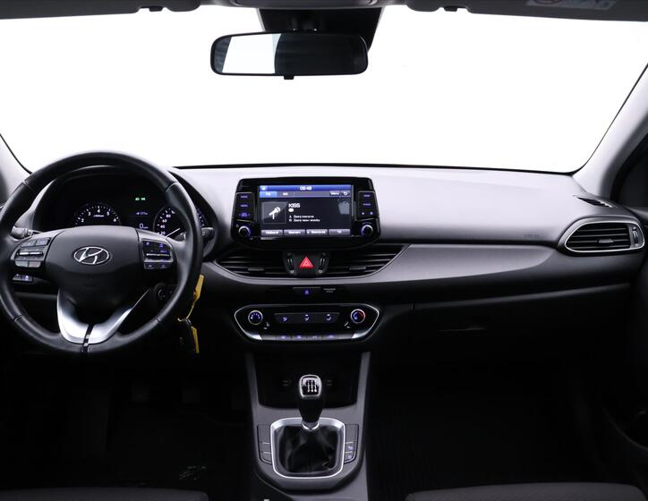 Hyundai i30 24
