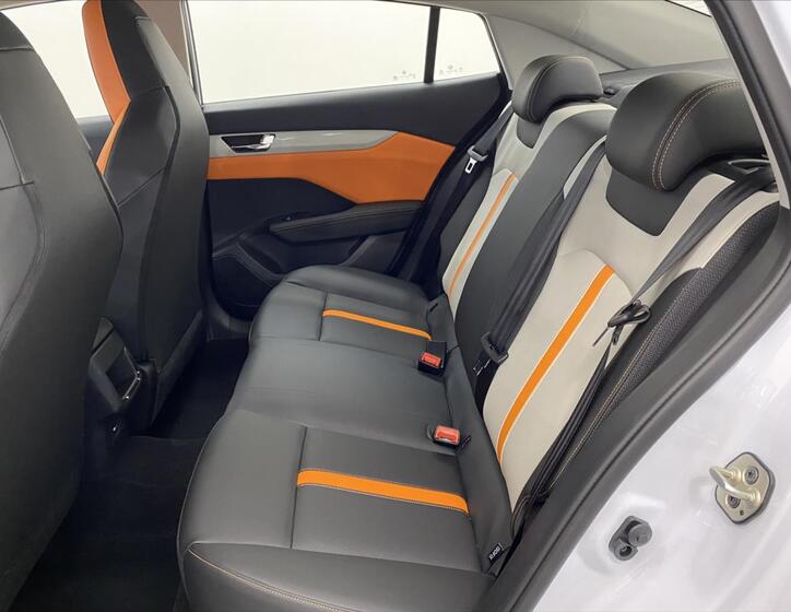 Dongfeng SHINE 6