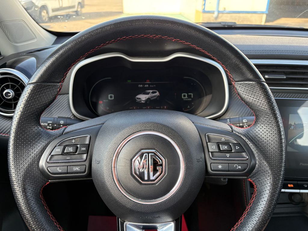 MG ZS