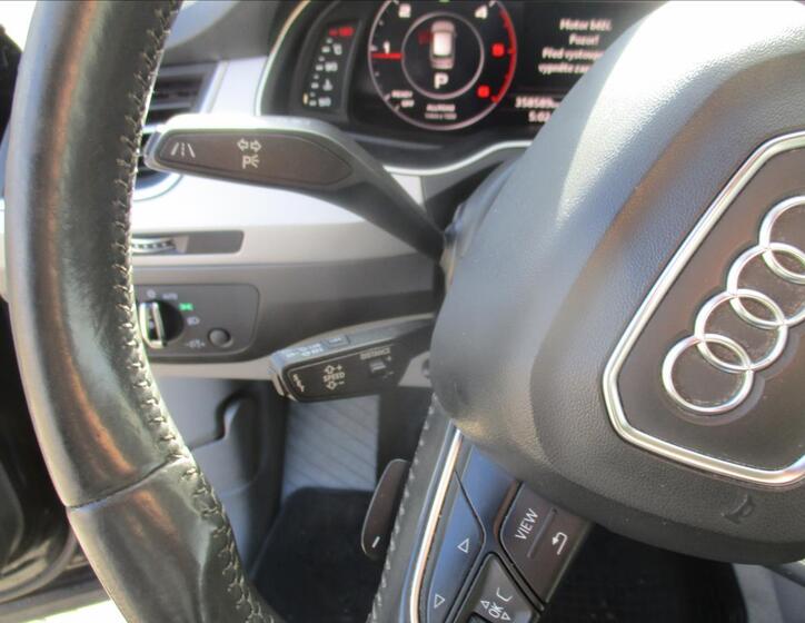 Audi Q7 18